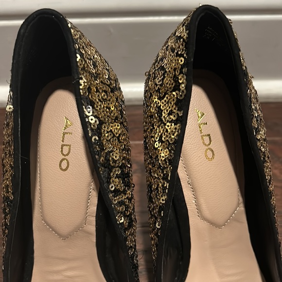 ALDO Black Gold Sequins Heels Pumps Size 7.5 - Picture 5 of 15